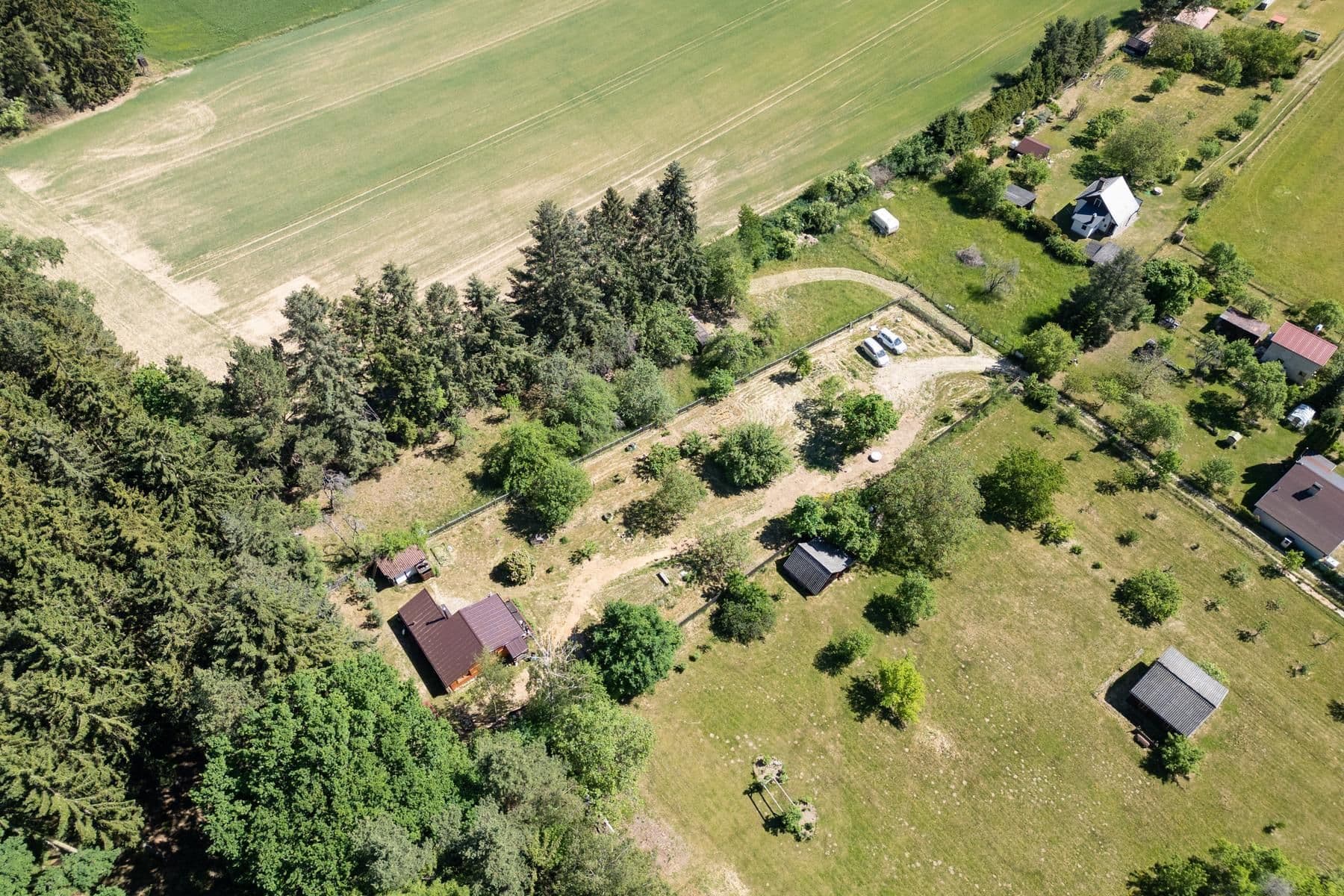 Predaj rekreačného objektu 50 m², pozemek 2.198 m², Strunkovice nad Blanicí, Jihočeský kraj Predaj rekreačného objektu 50 m², pozemek 2.198 m², Strunkovice nad Blanicí, Jihočeský kraj