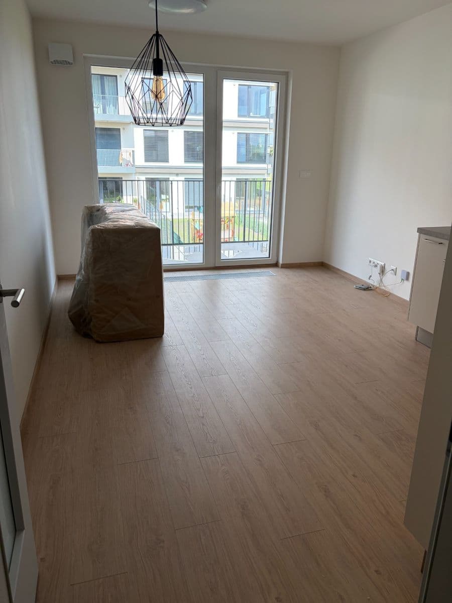 Prenájom bytu 2-izbový 43 m², Jáchymovská, Praha, Praha Prenájom bytu 2-izbový 43 m², Jáchymovská, Praha, Praha