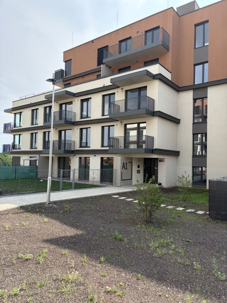 Prenájom bytu 2-izbový 43 m², Jáchymovská, Praha, Praha Prenájom bytu 2-izbový 43 m², Jáchymovská, Praha, Praha