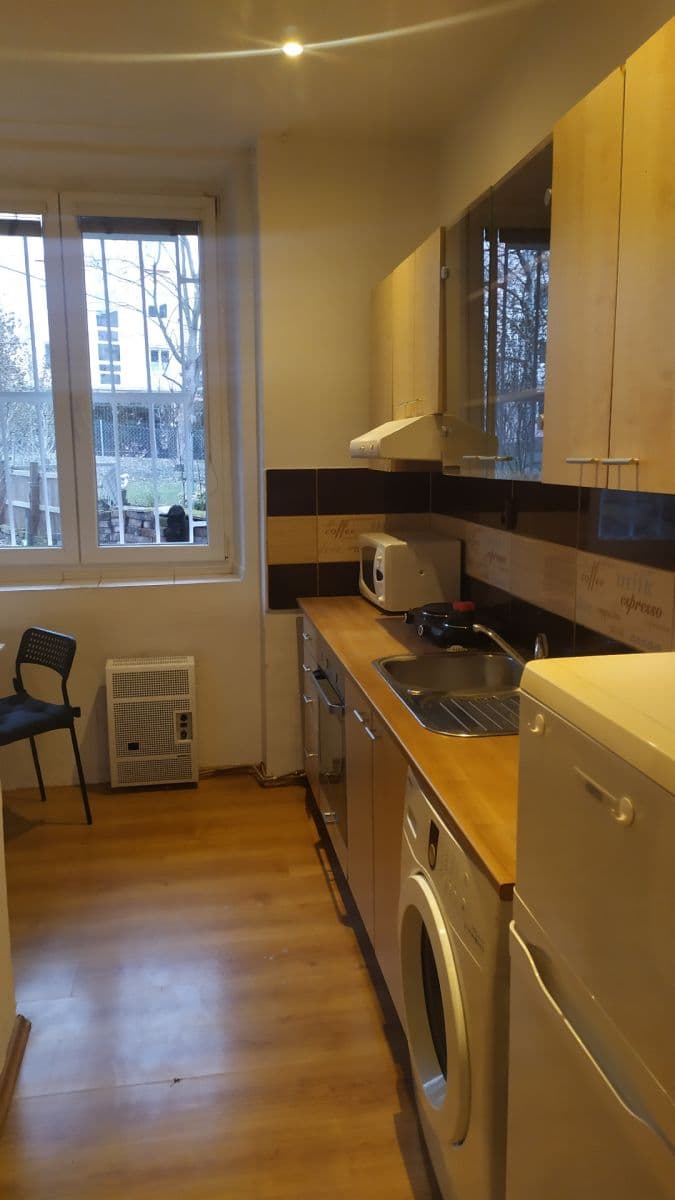 Prenájom bytu 1-izbový 36 m², Pasteurova, Ústí nad Labem, Ústecký kraj Prenájom bytu 1-izbový 36 m², Pasteurova, Ústí nad Labem, Ústecký kraj