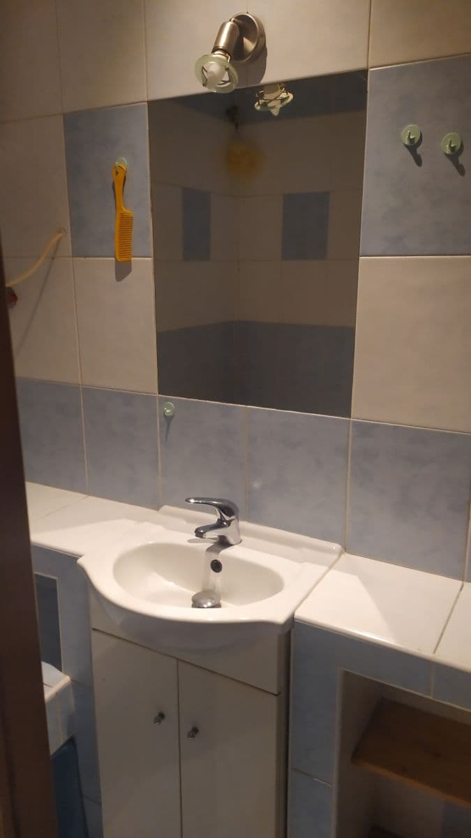 Prenájom bytu 1-izbový 36 m², Pasteurova, Ústí nad Labem, Ústecký kraj Prenájom bytu 1-izbový 36 m², Pasteurova, Ústí nad Labem, Ústecký kraj