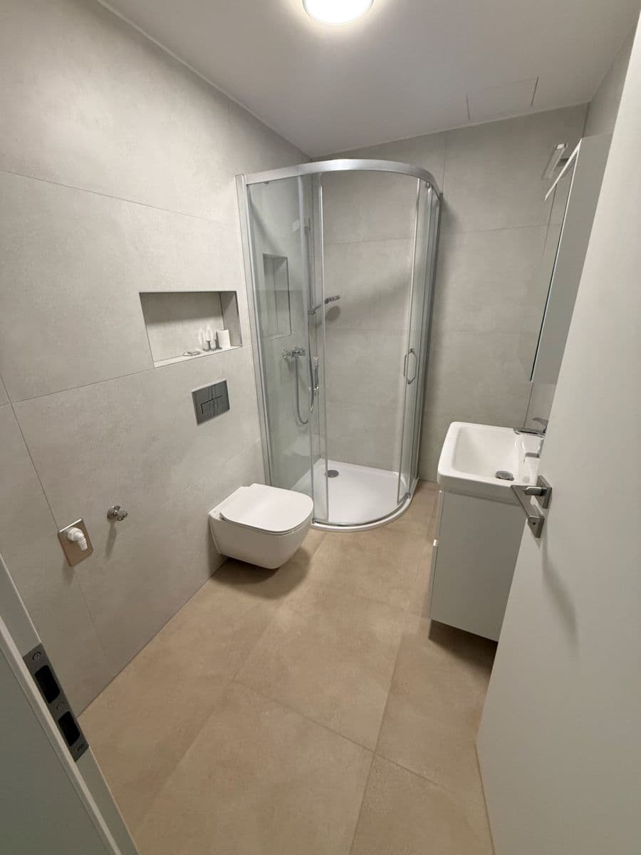 Prenájom bytu 2-izbový 66 m², Zahradní, Plzeň, Plzeňský kraj Prenájom bytu 2-izbový 66 m², Zahradní, Plzeň, Plzeňský kraj