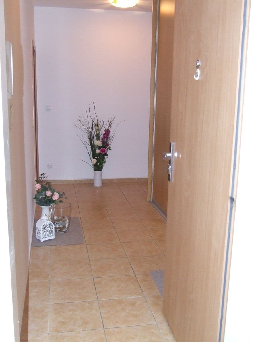 Prenájom bytu 2-izbový 74 m², Dalmatská, Úvaly, Středočeský kraj Prenájom bytu 2-izbový 74 m², Dalmatská, Úvaly, Středočeský kraj