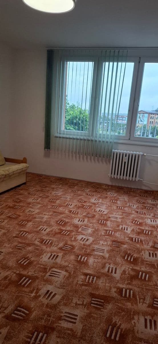 Prenájom bytu 1-izbový 35 m², Varenská, Ostrava, Moravskoslezský kraj Prenájom bytu 1-izbový 35 m², Varenská, Ostrava, Moravskoslezský kraj