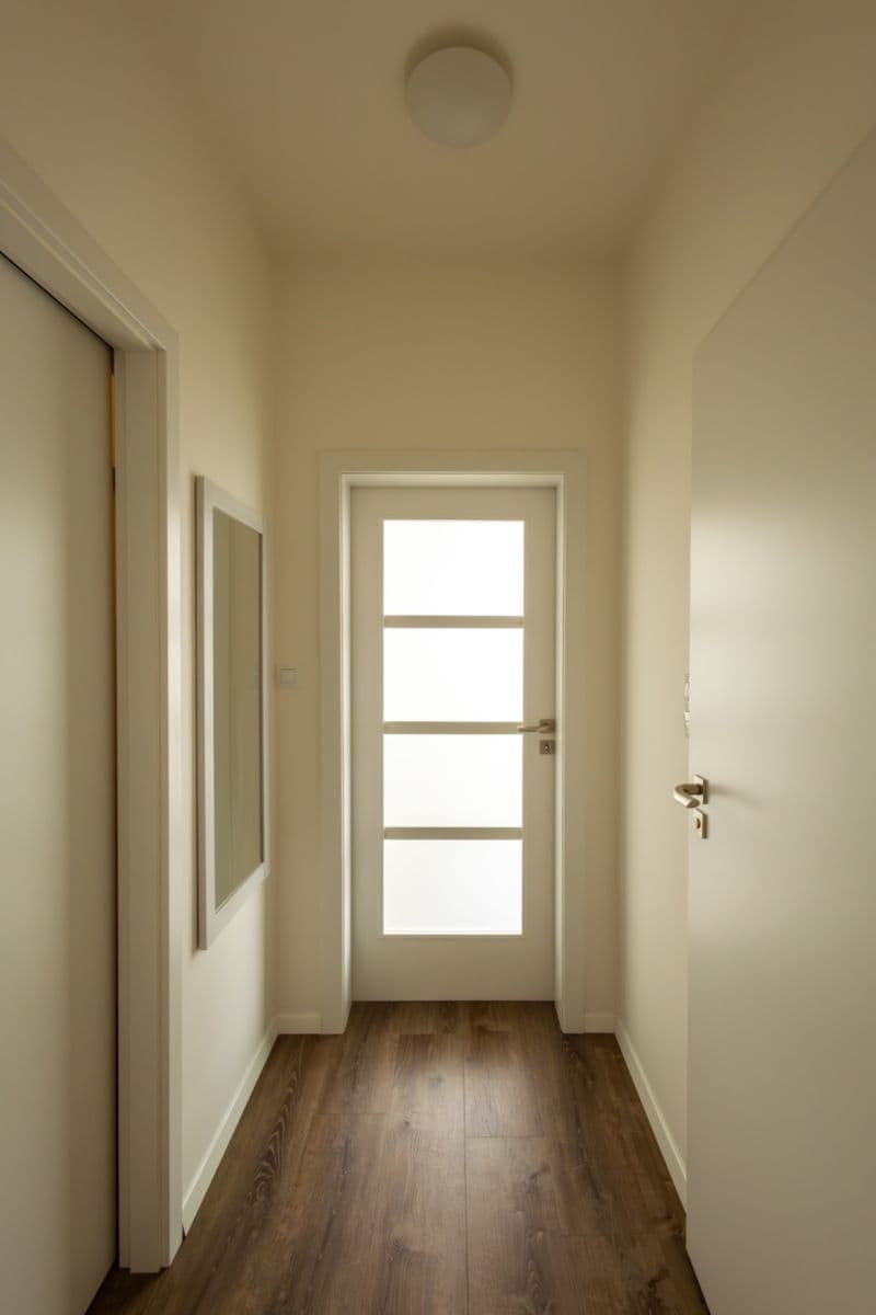 Prenájom bytu 2-izbový 45 m², Pod Harfou, Praha, Praha Prenájom bytu 2-izbový 45 m², Pod Harfou, Praha, Praha