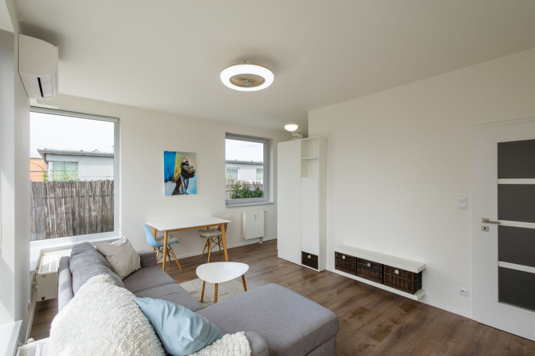 Prenájom bytu 2-izbový 45 m², Pod Harfou, Praha, Praha Prenájom bytu 2-izbový 45 m², Pod Harfou, Praha, Praha