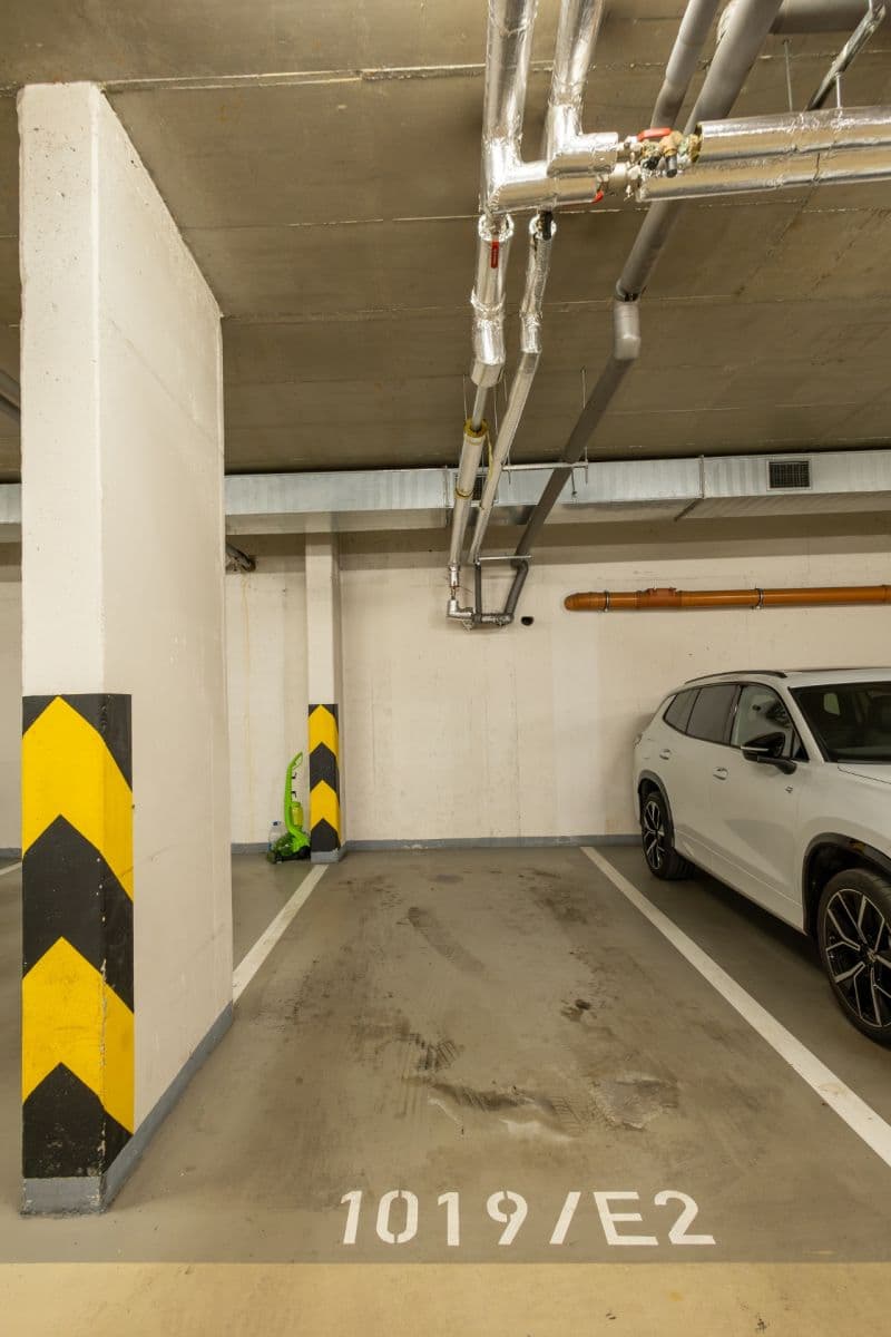 Prenájom bytu 2-izbový 45 m², Pod Harfou, Praha, Praha Prenájom bytu 2-izbový 45 m², Pod Harfou, Praha, Praha
