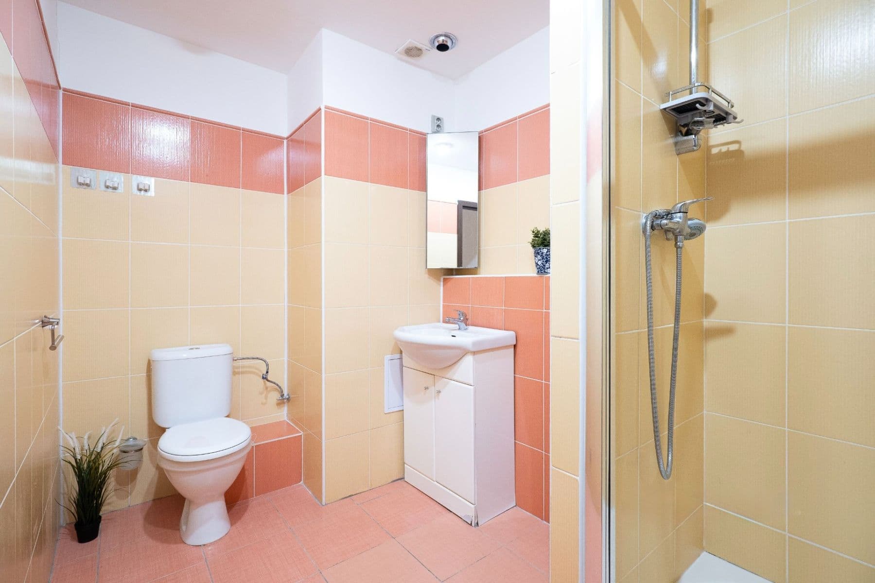 Prenájom bytu 1-izbový 26 m², Mendelova, Praha, Praha Prenájom bytu 1-izbový 26 m², Mendelova, Praha, Praha