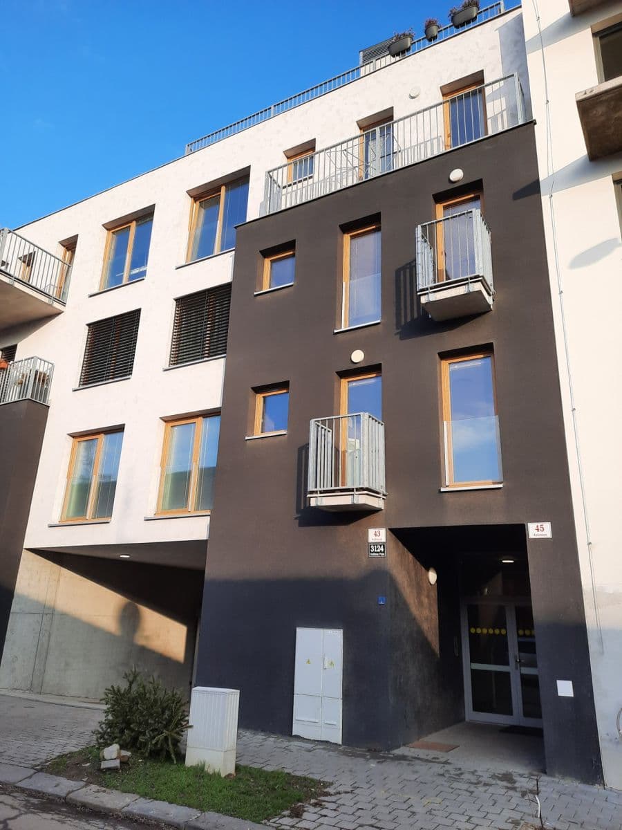 Prenájom bytu 1-izbový 25 m², Košinova, Brno, Jihomoravský kraj Prenájom bytu 1-izbový 25 m², Košinova, Brno, Jihomoravský kraj