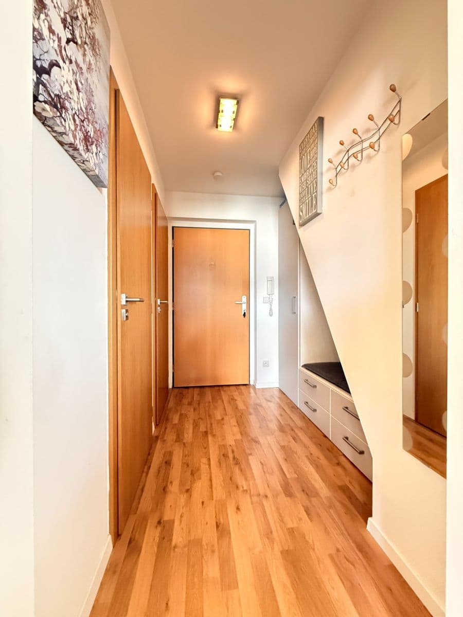 Predaj bytu 4-izbový 92 m², Bolzanova, Chýně, Středočeský kraj Predaj bytu 4-izbový 92 m², Bolzanova, Chýně, Středočeský kraj