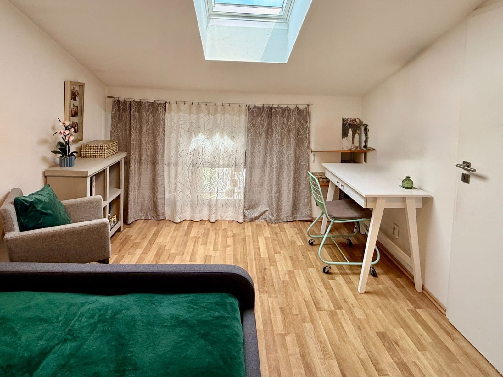 Predaj bytu 4-izbový 92 m², Bolzanova, Chýně, Středočeský kraj Predaj bytu 4-izbový 92 m², Bolzanova, Chýně, Středočeský kraj