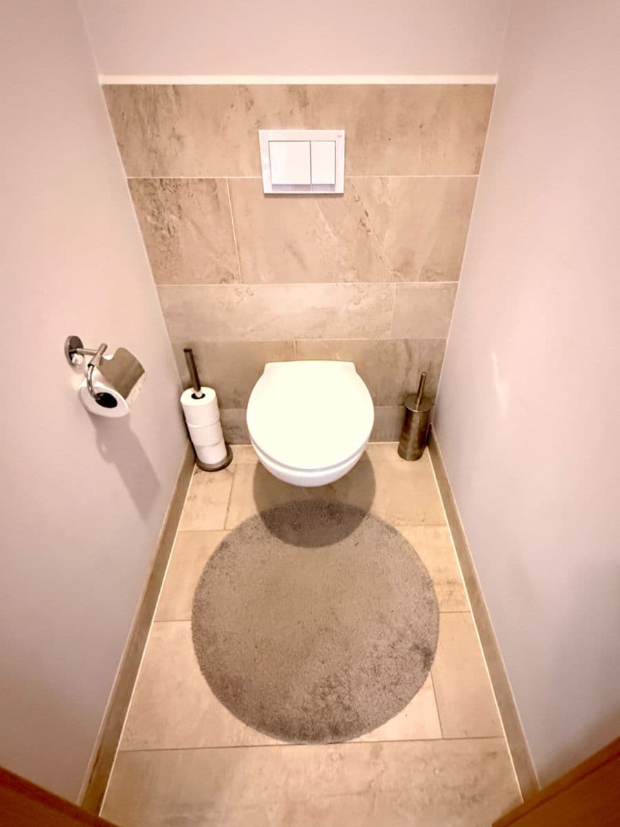 Predaj bytu 4-izbový 92 m², Bolzanova, Chýně, Středočeský kraj Predaj bytu 4-izbový 92 m², Bolzanova, Chýně, Středočeský kraj