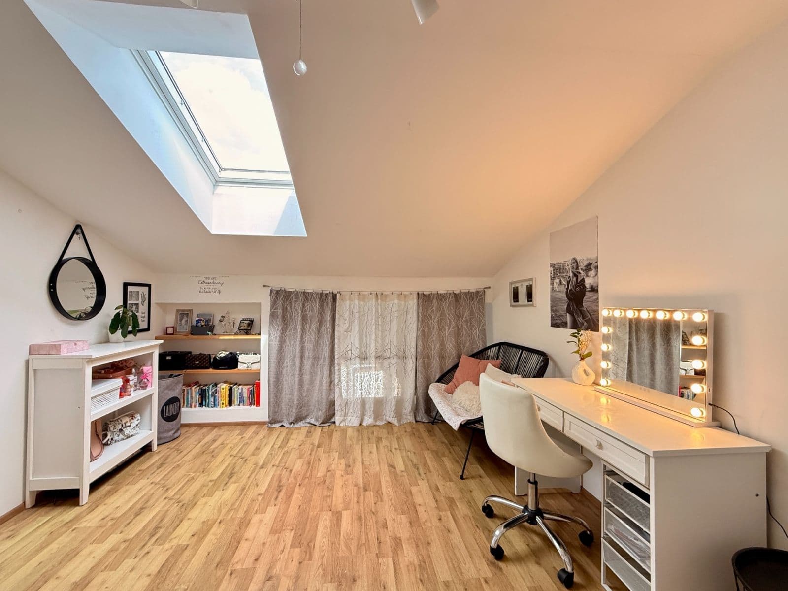 Predaj bytu 4-izbový 92 m², Bolzanova, Chýně, Středočeský kraj Predaj bytu 4-izbový 92 m², Bolzanova, Chýně, Středočeský kraj
