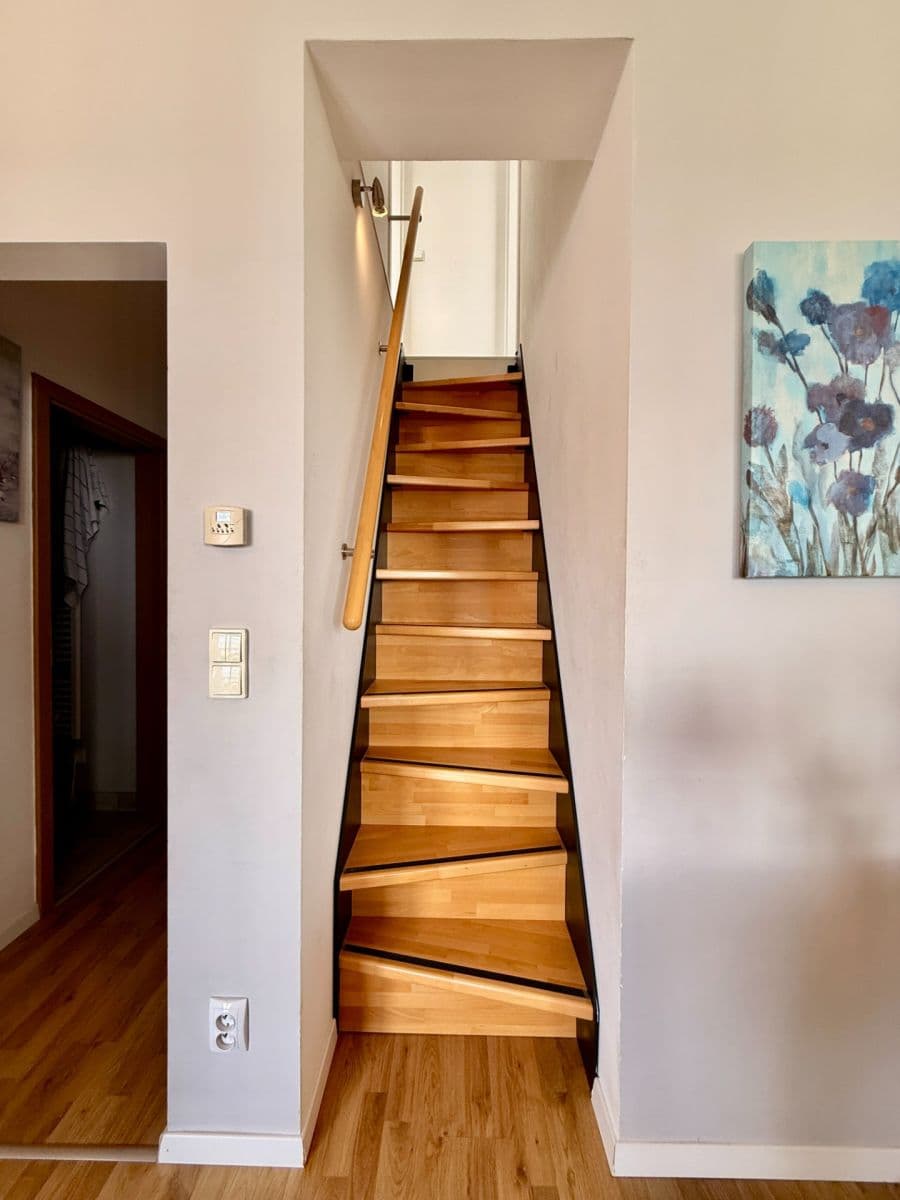 Predaj bytu 4-izbový 92 m², Bolzanova, Chýně, Středočeský kraj Predaj bytu 4-izbový 92 m², Bolzanova, Chýně, Středočeský kraj