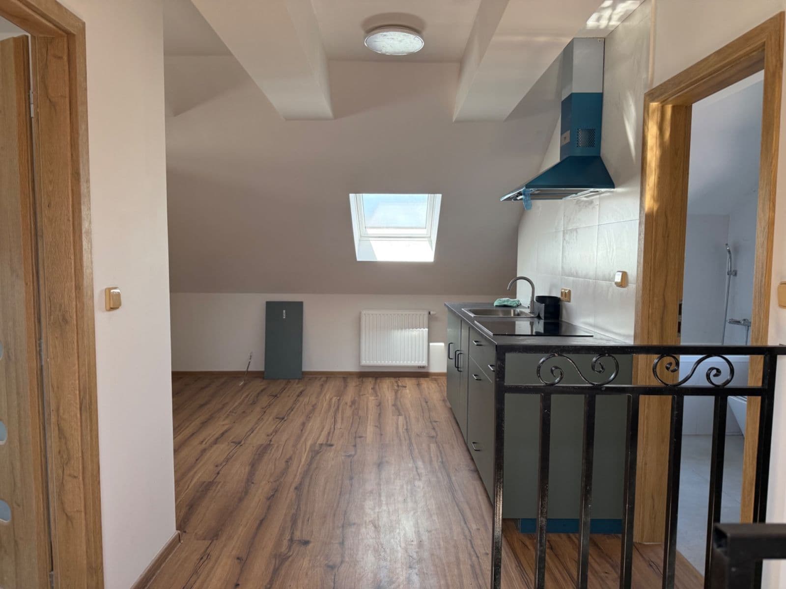 Prenájom bytu 2-izbový 45 m², Zadní, Praha, Praha Prenájom bytu 2-izbový 45 m², Zadní, Praha, Praha