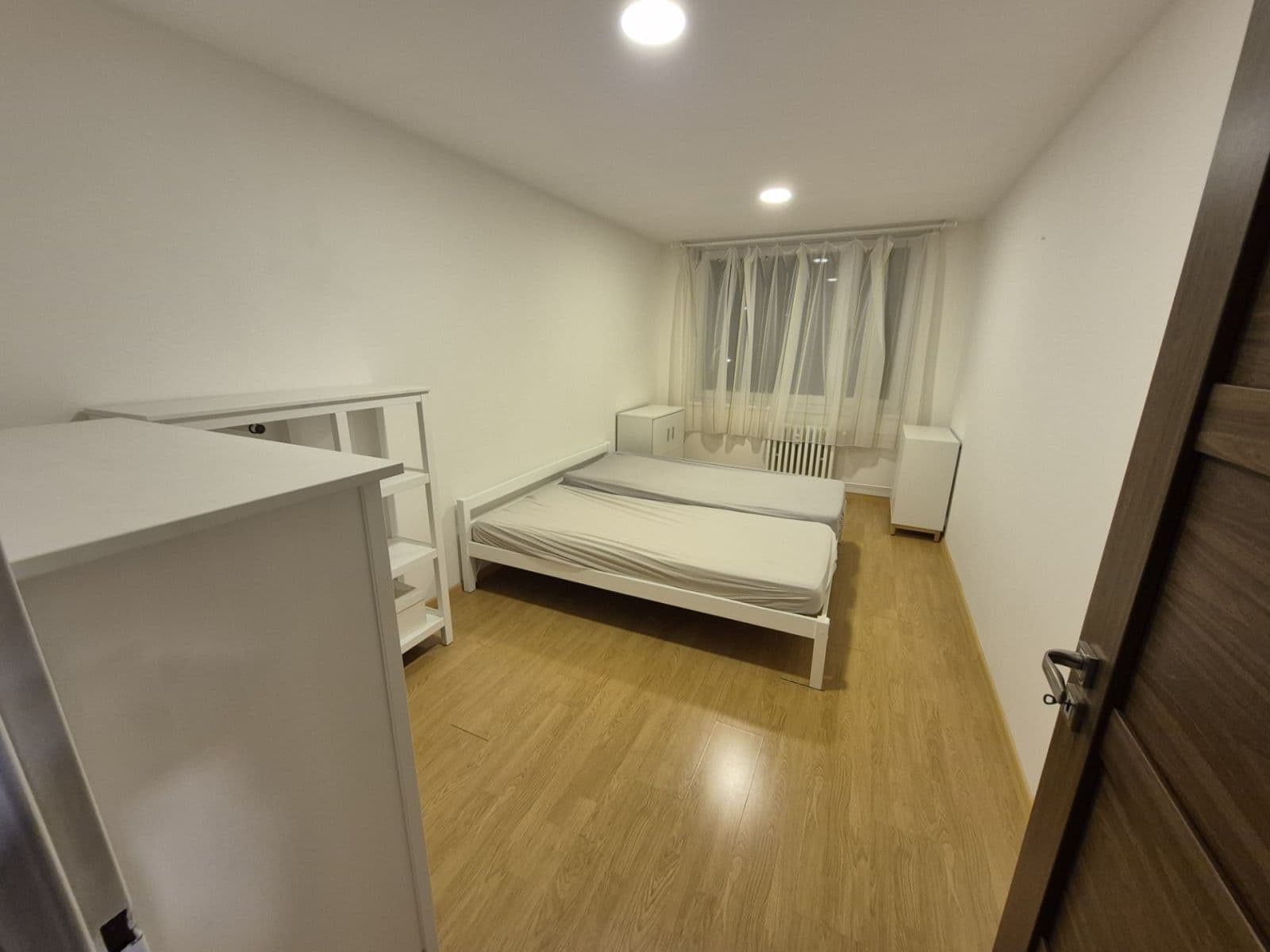 Prenájom bytu 4-izbový 104 m², Anderleho, Praha, Praha Prenájom bytu 4-izbový 104 m², Anderleho, Praha, Praha