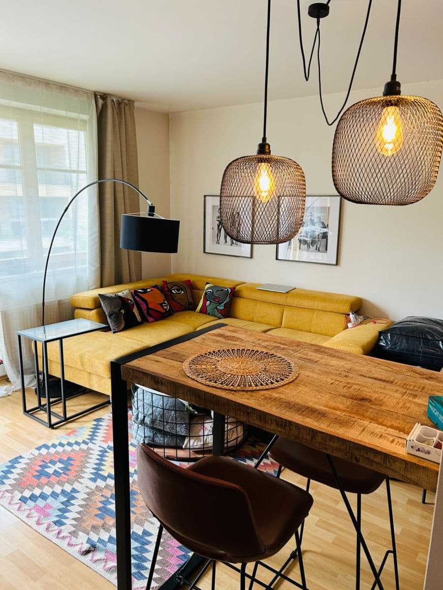 Prenájom bytu 1-izbový 39 m², Randova, Praha, Praha Prenájom bytu 1-izbový 39 m², Randova, Praha, Praha