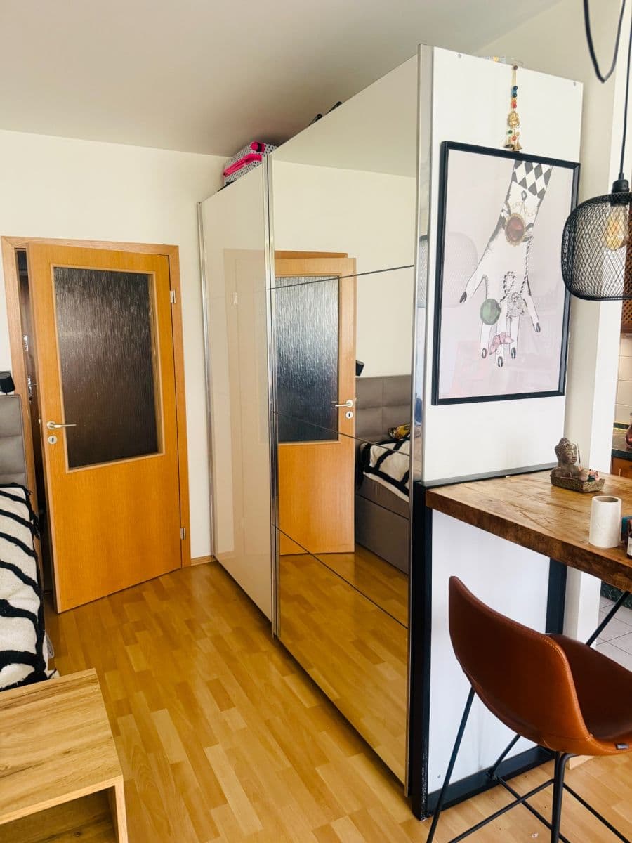 Prenájom bytu 1-izbový 39 m², Randova, Praha, Praha Prenájom bytu 1-izbový 39 m², Randova, Praha, Praha