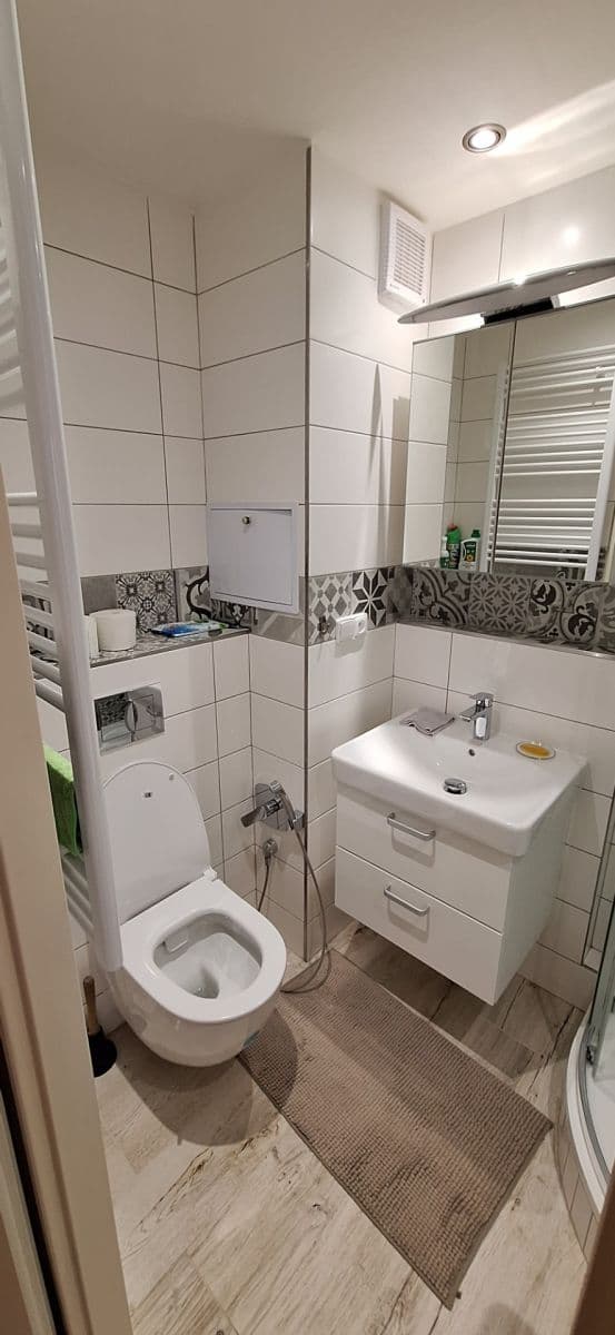 Prenájom bytu 2-izbový 38 m², Bochovská, Praha, Praha Prenájom bytu 2-izbový 38 m², Bochovská, Praha, Praha