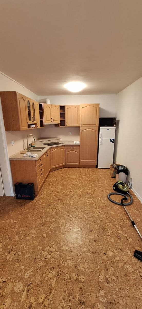 Prenájom bytu 2-izbový 38 m², Bochovská, Praha, Praha Prenájom bytu 2-izbový 38 m², Bochovská, Praha, Praha