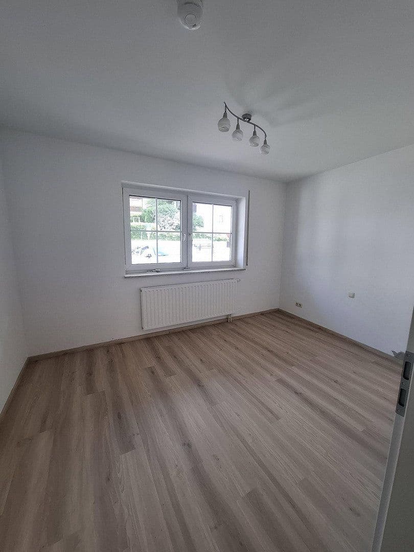 Prenájom bytu 2-izbový 40 m², Pfaffenhofen, Bavorsko Prenájom bytu 2-izbový 40 m², Pfaffenhofen, Bavorsko