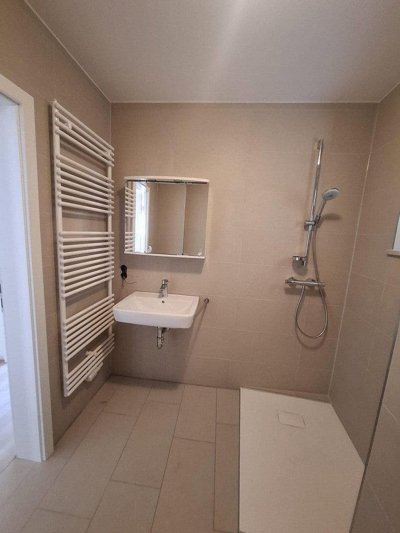 Prenájom bytu 2-izbový 40 m², Pfaffenhofen, Bavorsko Prenájom bytu 2-izbový 40 m², Pfaffenhofen, Bavorsko