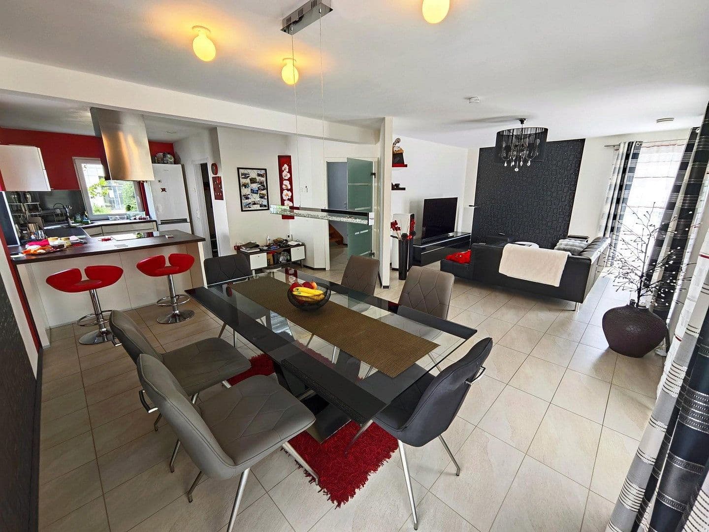 Predaj domu 120 m², pozemek 366 m², Rüsselsheim am Main, Hesensko Predaj domu 120 m², pozemek 366 m², Rüsselsheim am Main, Hesensko