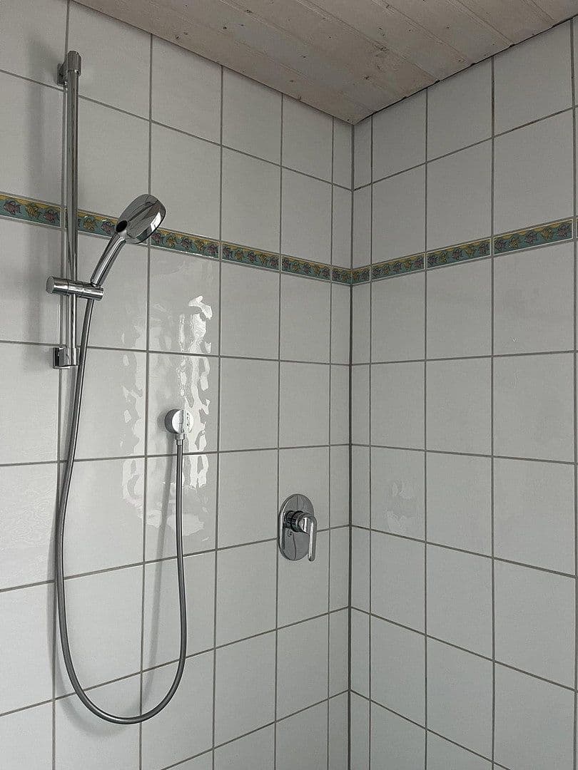 Predaj domu 172 m², pozemek 300 m², Dietenheimerstr. 82, Illertissen, Bavorsko Predaj domu 172 m², pozemek 300 m², Dietenheimerstr. 82, Illertissen, Bavorsko