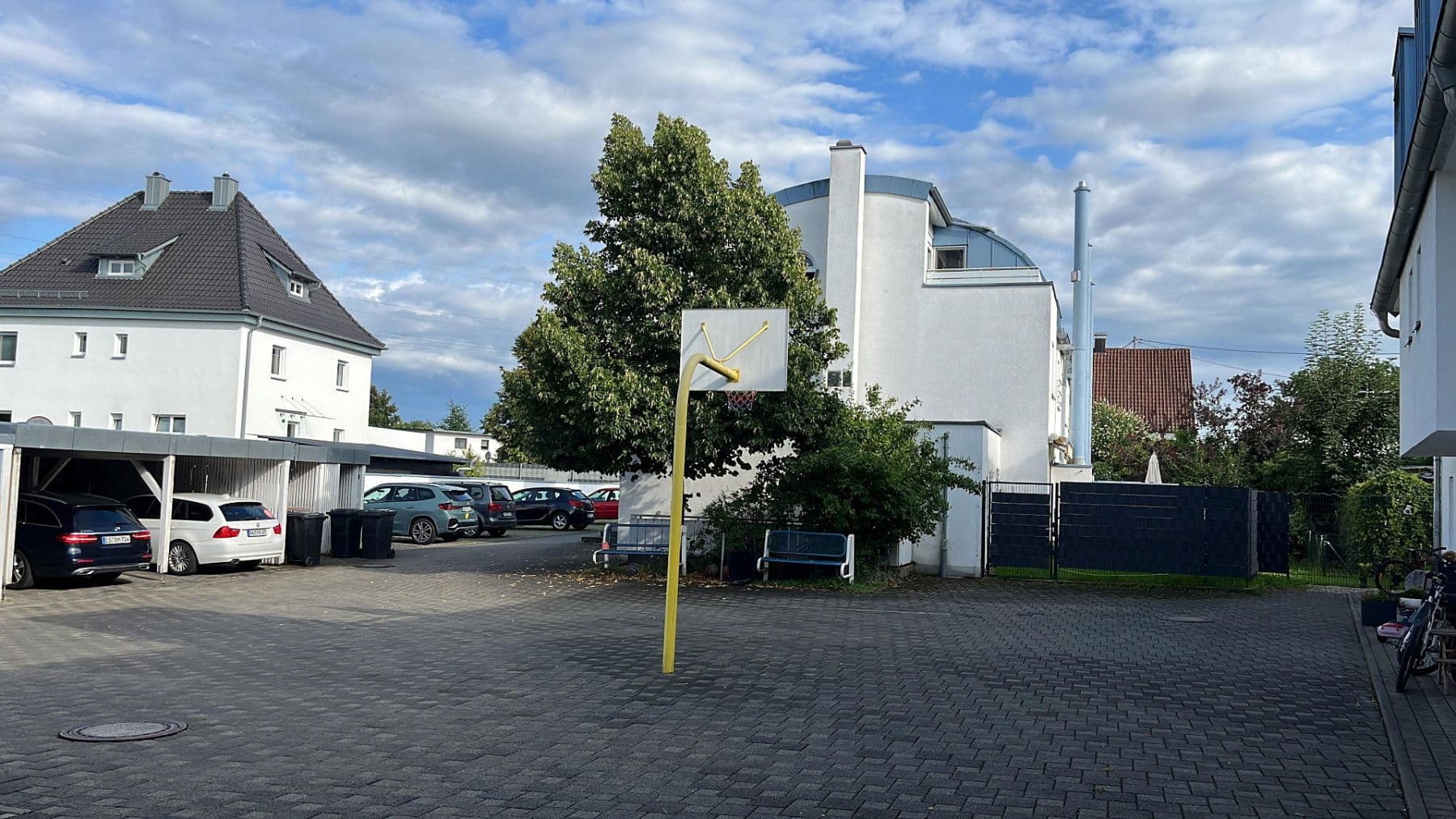Predaj domu 172 m², pozemek 300 m², Dietenheimerstr. 82, Illertissen, Bavorsko Predaj domu 172 m², pozemek 300 m², Dietenheimerstr. 82, Illertissen, Bavorsko