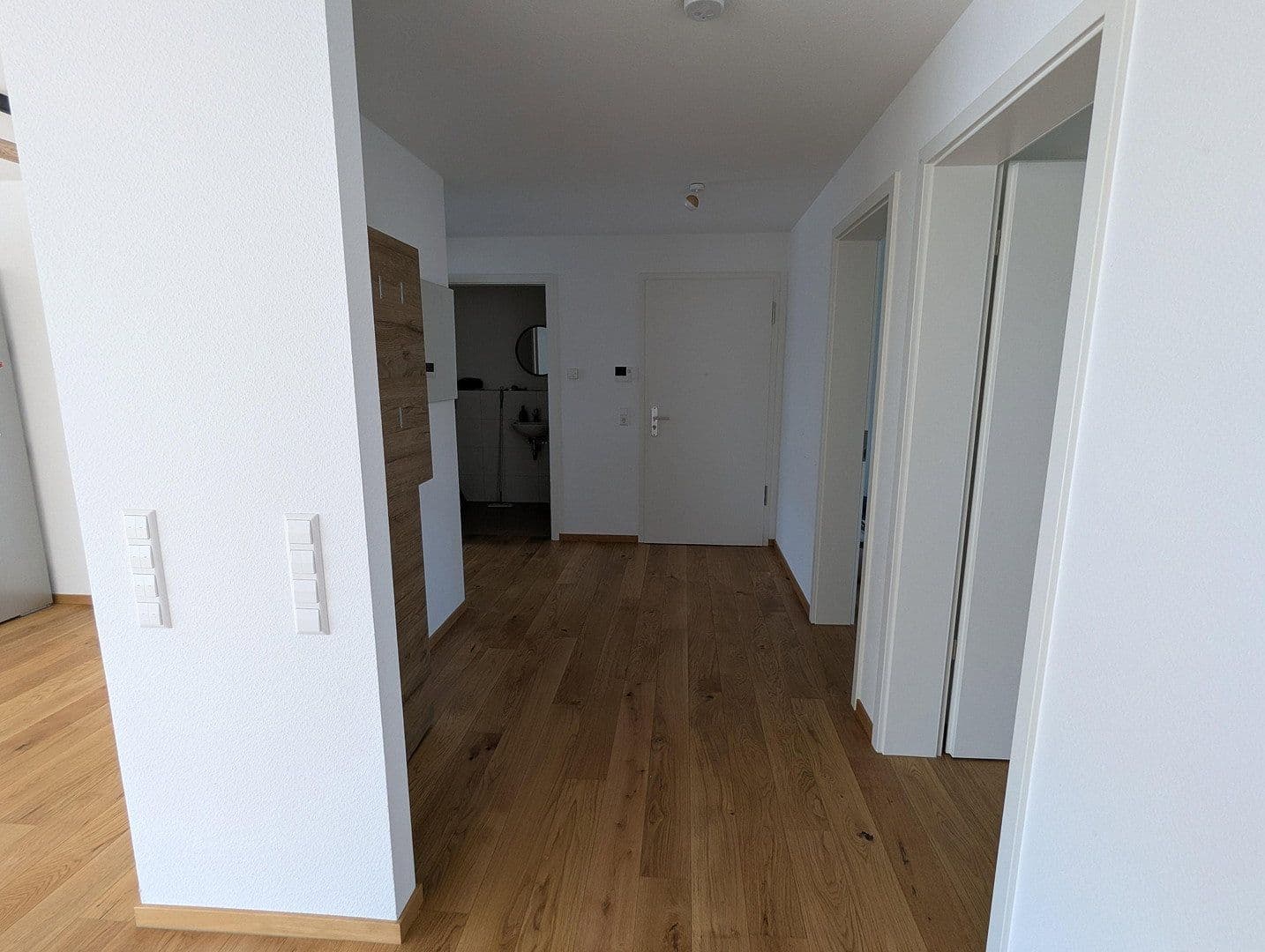 Prenájom bytu 4-izbový 108 m², Heimsheim, Bádensko-Wurttembersko Prenájom bytu 4-izbový 108 m², Heimsheim, Bádensko-Wurttembersko
