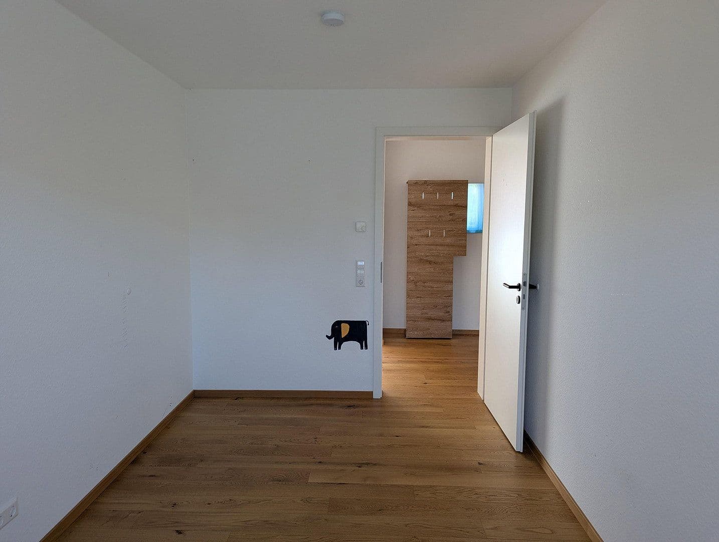 Prenájom bytu 4-izbový 108 m², Heimsheim, Bádensko-Wurttembersko Prenájom bytu 4-izbový 108 m², Heimsheim, Bádensko-Wurttembersko