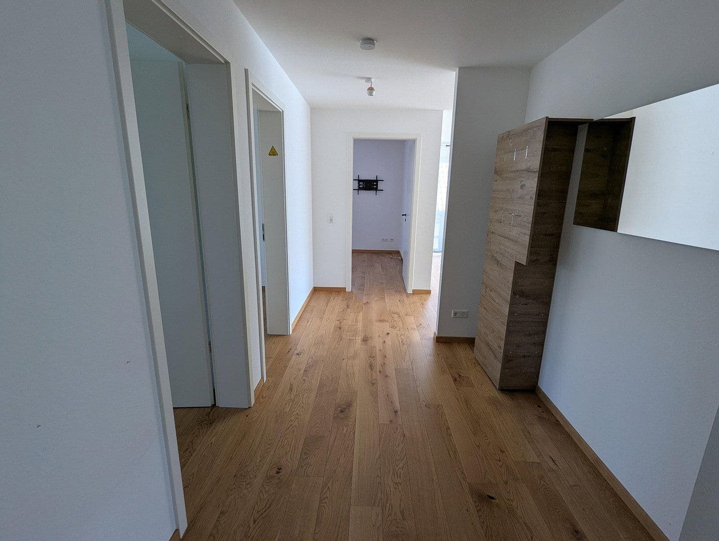 Prenájom bytu 4-izbový 108 m², Heimsheim, Bádensko-Wurttembersko Prenájom bytu 4-izbový 108 m², Heimsheim, Bádensko-Wurttembersko