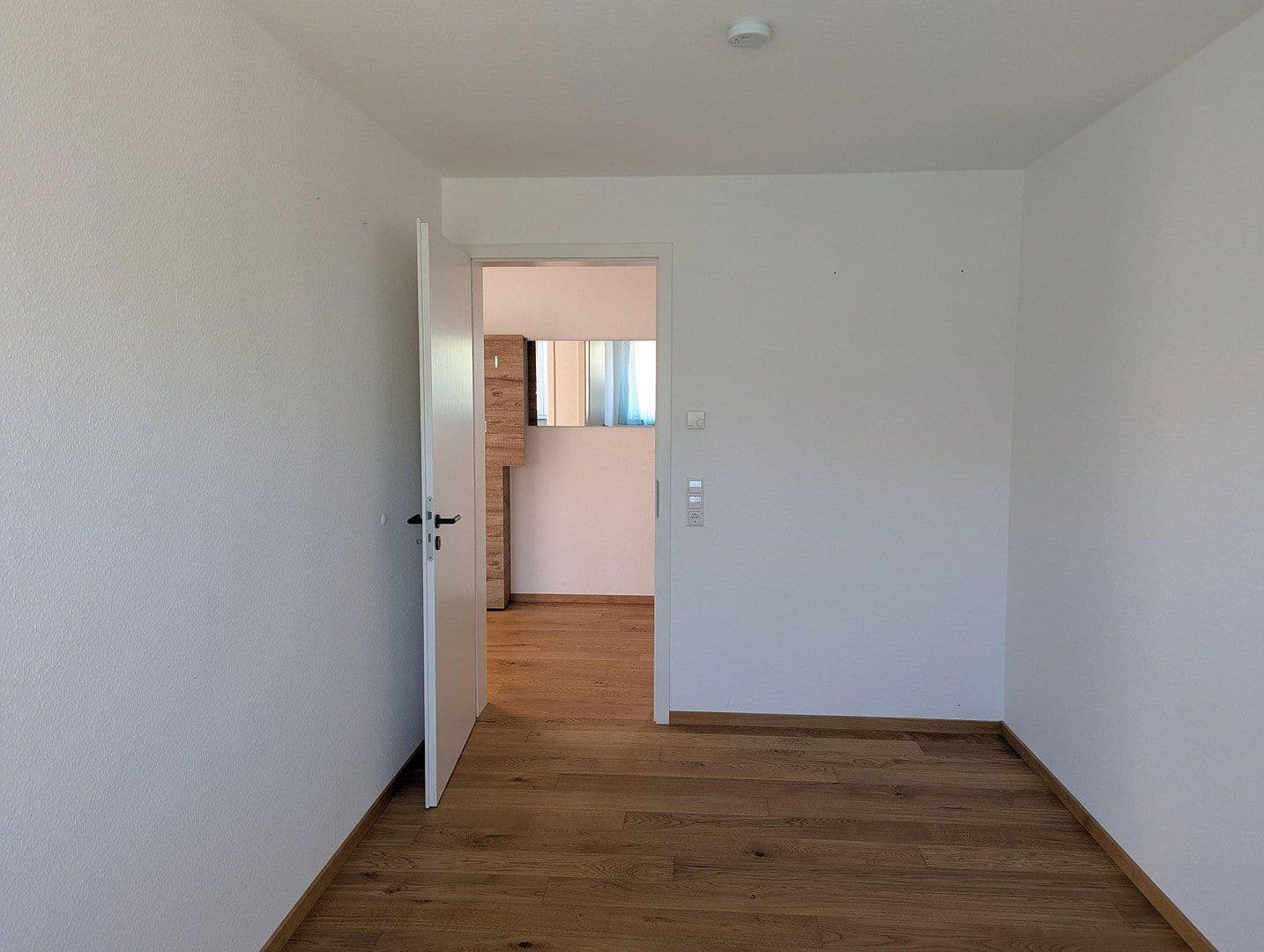 Prenájom bytu 4-izbový 108 m², Heimsheim, Bádensko-Wurttembersko Prenájom bytu 4-izbový 108 m², Heimsheim, Bádensko-Wurttembersko