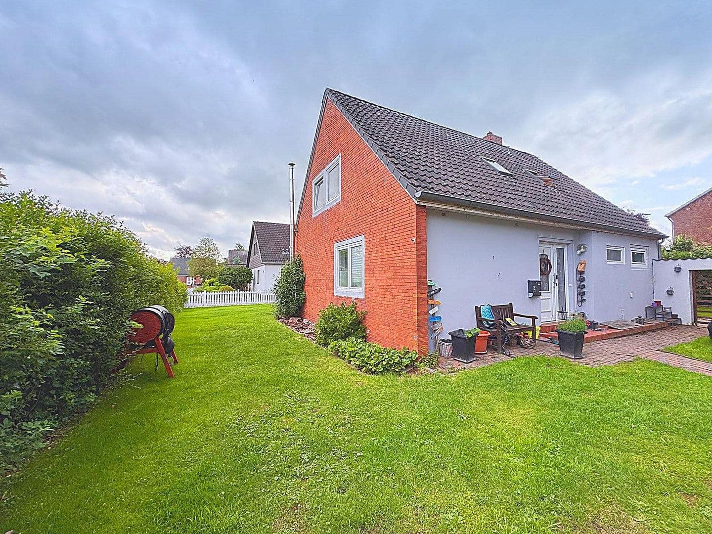 Predaj domu 125 m², pozemek 700 m², Berne, Dolné Sasko Predaj domu 125 m², pozemek 700 m², Berne, Dolné Sasko