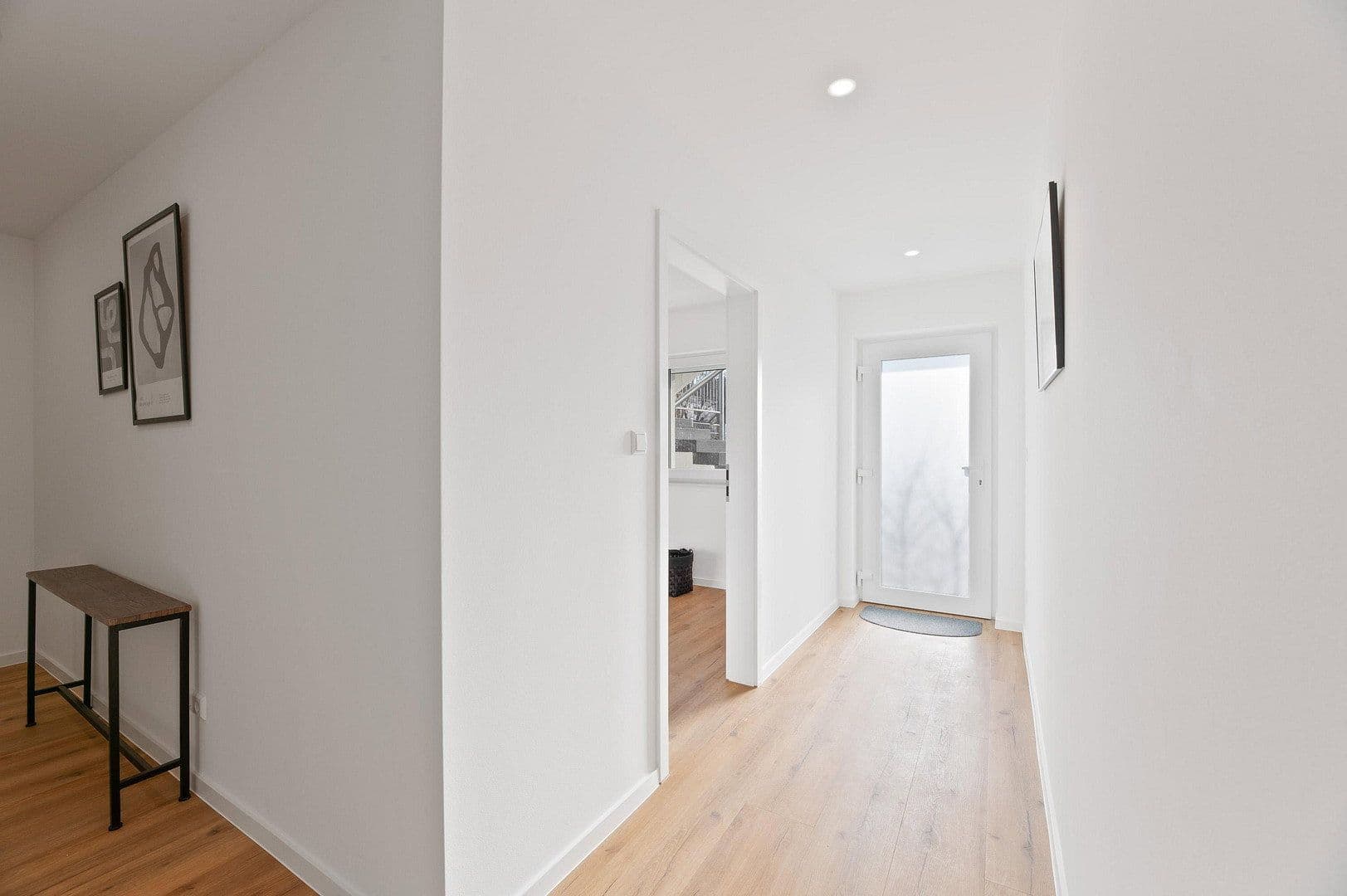 Predaj domu 197 m², pozemek 398 m², Freiberg am Neckar, Bádensko-Wurttembersko Predaj domu 197 m², pozemek 398 m², Freiberg am Neckar, Bádensko-Wurttembersko