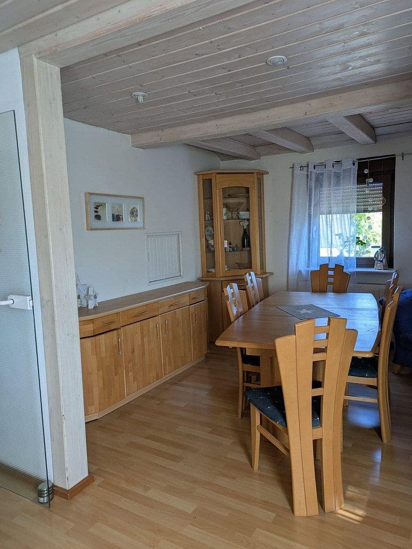Predaj bytu 3-izbový 102 m², Metzingen, Bádensko-Wurttembersko Predaj bytu 3-izbový 102 m², Metzingen, Bádensko-Wurttembersko