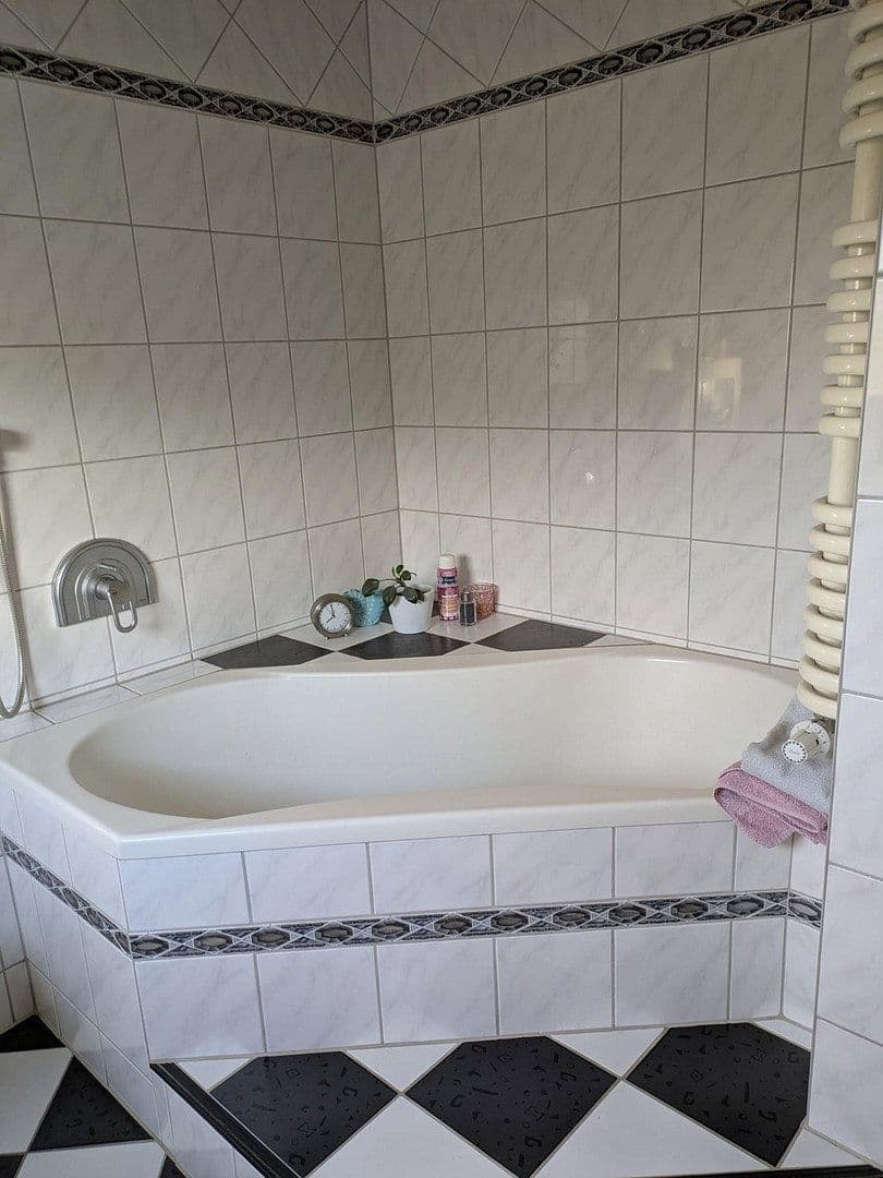 Predaj bytu 3-izbový 102 m², Metzingen, Bádensko-Wurttembersko Predaj bytu 3-izbový 102 m², Metzingen, Bádensko-Wurttembersko
