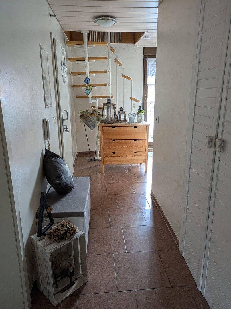 Predaj bytu 3-izbový 102 m², Metzingen, Bádensko-Wurttembersko Predaj bytu 3-izbový 102 m², Metzingen, Bádensko-Wurttembersko