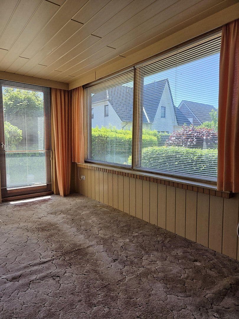 Predaj domu 134 m², pozemek 539 m², Achim, Dolné Sasko Predaj domu 134 m², pozemek 539 m², Achim, Dolné Sasko