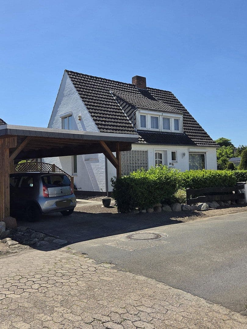Predaj domu 134 m², pozemek 539 m², Achim, Dolné Sasko Predaj domu 134 m², pozemek 539 m², Achim, Dolné Sasko