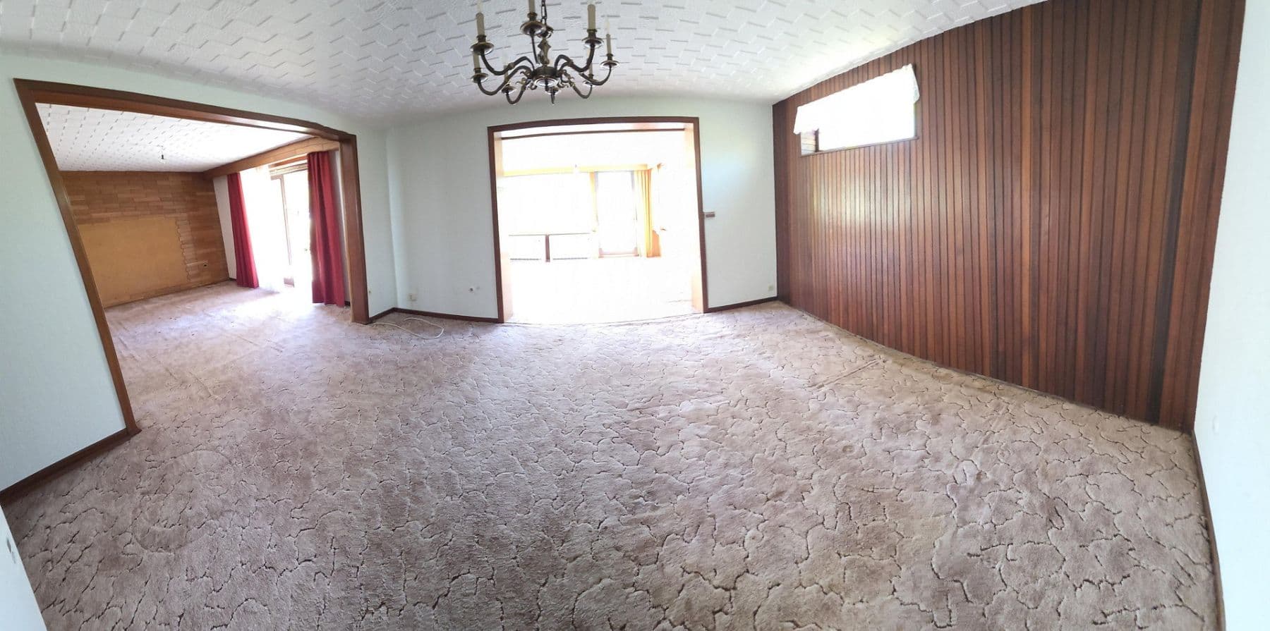 Predaj domu 134 m², pozemek 539 m², Achim, Dolné Sasko Predaj domu 134 m², pozemek 539 m², Achim, Dolné Sasko