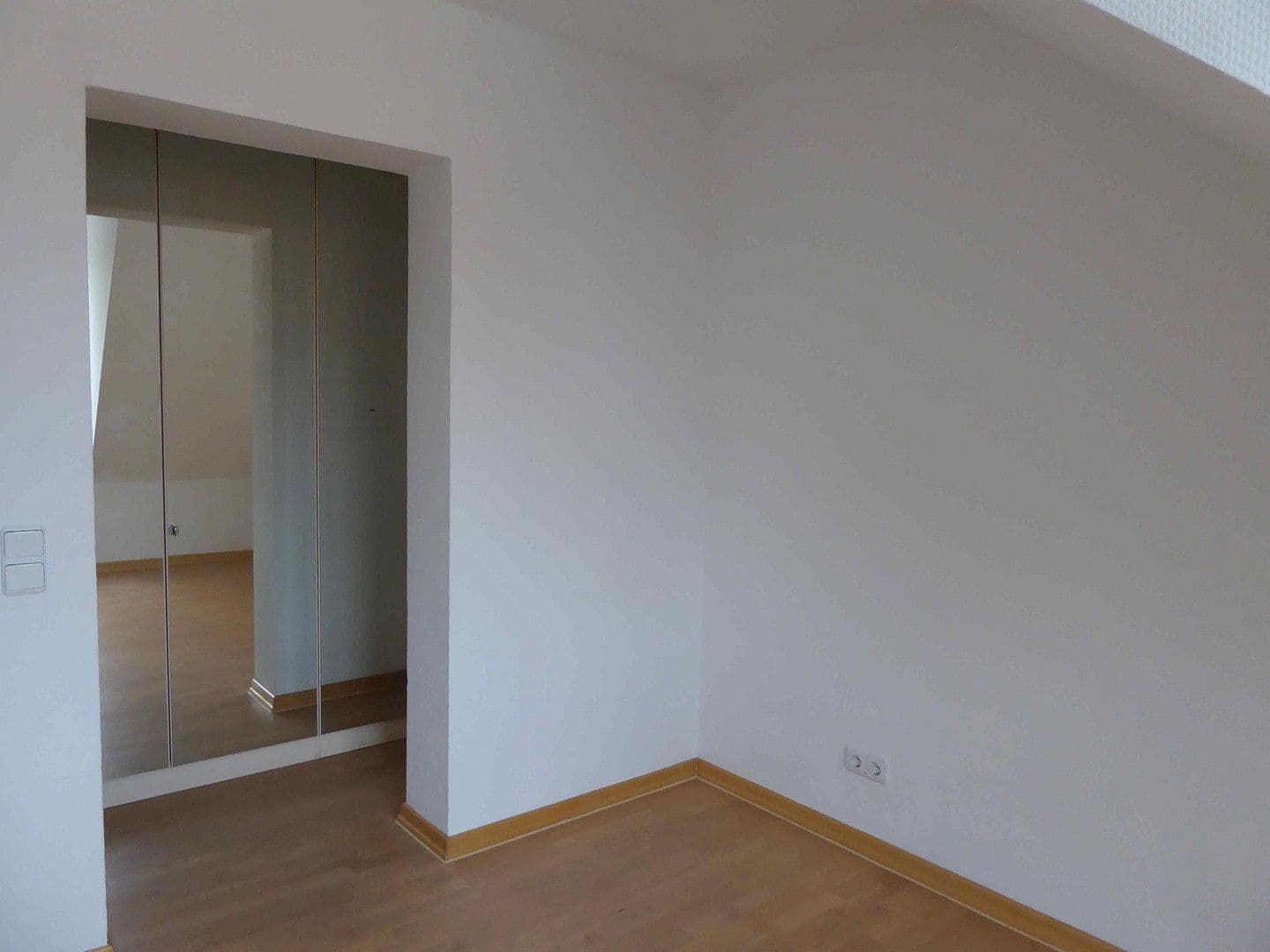 Predaj bytu 3-izbový 90 m², Groß-Umstadt, Hesensko Predaj bytu 3-izbový 90 m², Groß-Umstadt, Hesensko
