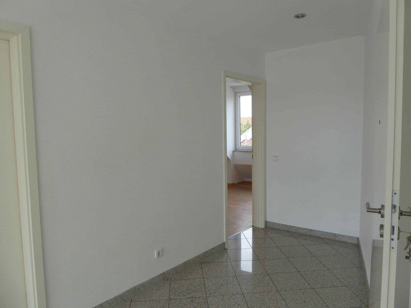 Predaj bytu 3-izbový 90 m², Groß-Umstadt, Hesensko Predaj bytu 3-izbový 90 m², Groß-Umstadt, Hesensko