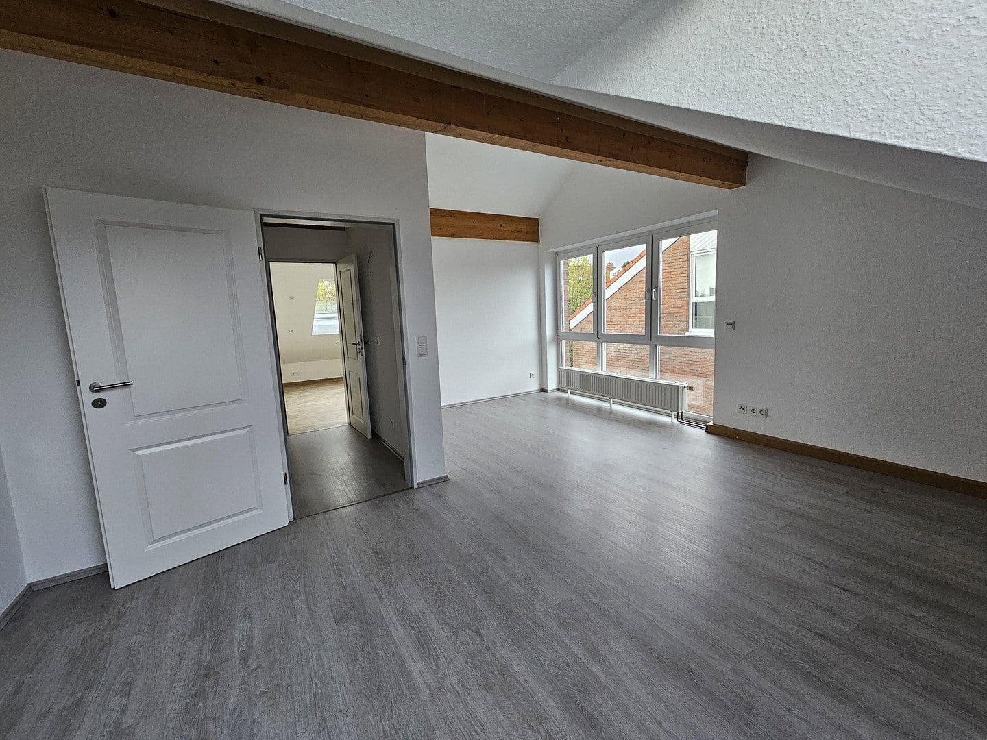 Predaj domu 138 m², pozemek 268 m², Langenfeld (Rheinland), Severné Porýnie - Westfálsko Predaj domu 138 m², pozemek 268 m², Langenfeld (Rheinland), Severné Porýnie - Westfálsko