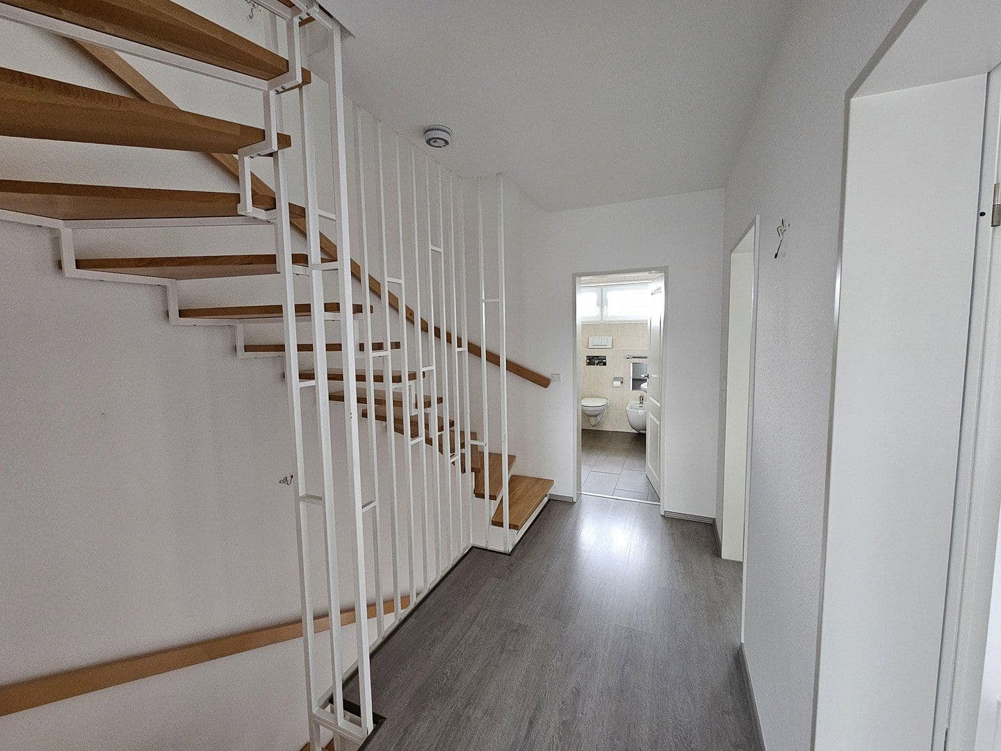 Predaj domu 138 m², pozemek 268 m², Langenfeld (Rheinland), Severné Porýnie - Westfálsko Predaj domu 138 m², pozemek 268 m², Langenfeld (Rheinland), Severné Porýnie - Westfálsko
