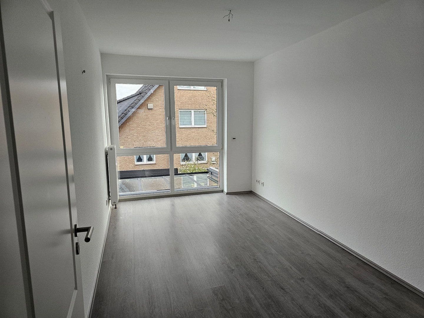Predaj domu 138 m², pozemek 268 m², Langenfeld (Rheinland), Severné Porýnie - Westfálsko Predaj domu 138 m², pozemek 268 m², Langenfeld (Rheinland), Severné Porýnie - Westfálsko