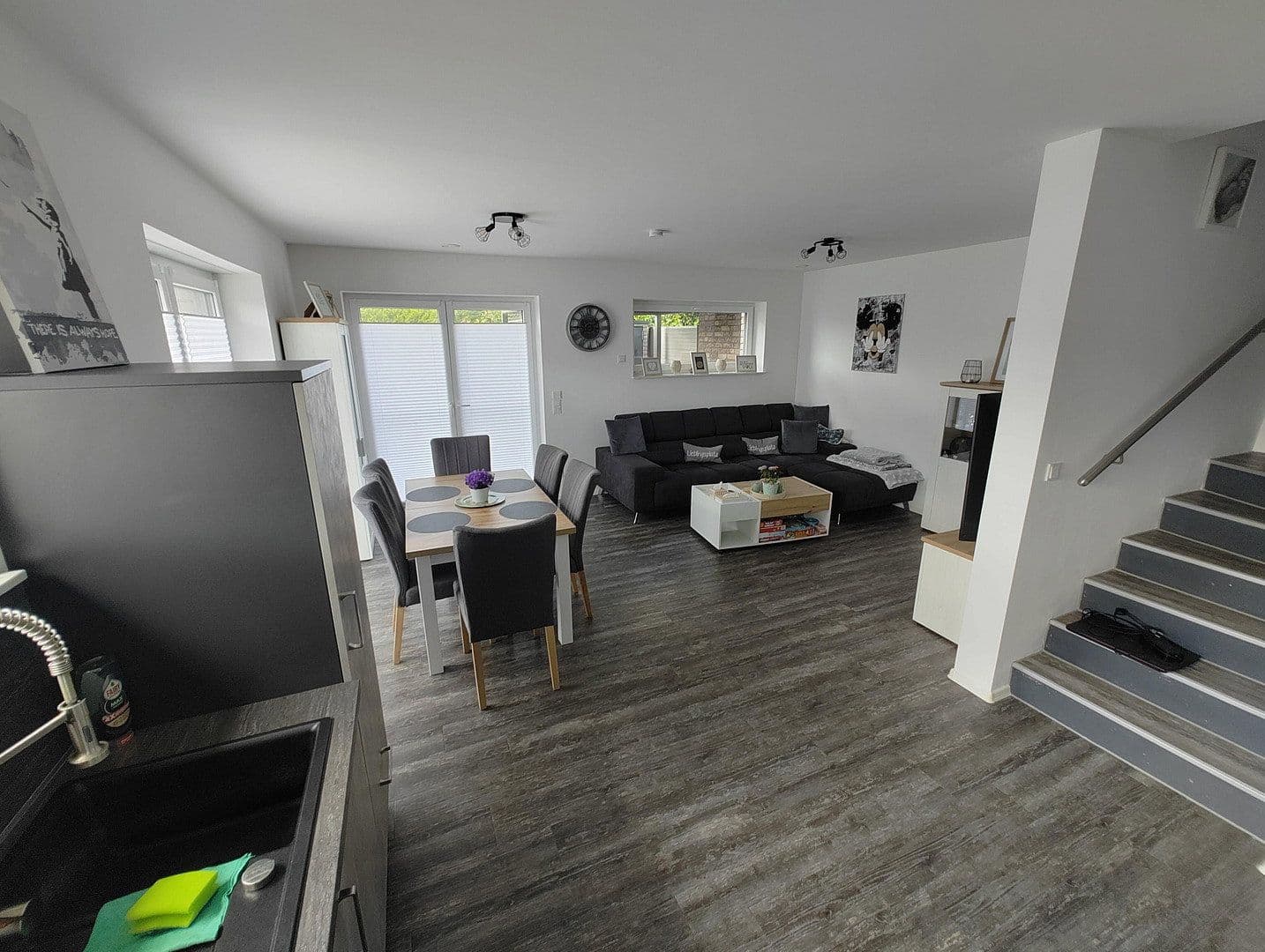 Prenájom domu 125 m², pozemek 335 m², Lüneburger Str. 4, Stade, Dolné Sasko Prenájom domu 125 m², pozemek 335 m², Lüneburger Str. 4, Stade, Dolné Sasko