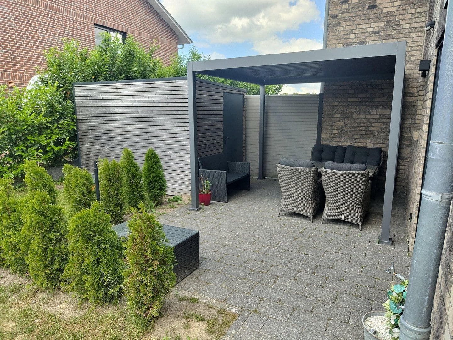 Prenájom domu 125 m², pozemek 335 m², Lüneburger Str. 4, Stade, Dolné Sasko Prenájom domu 125 m², pozemek 335 m², Lüneburger Str. 4, Stade, Dolné Sasko