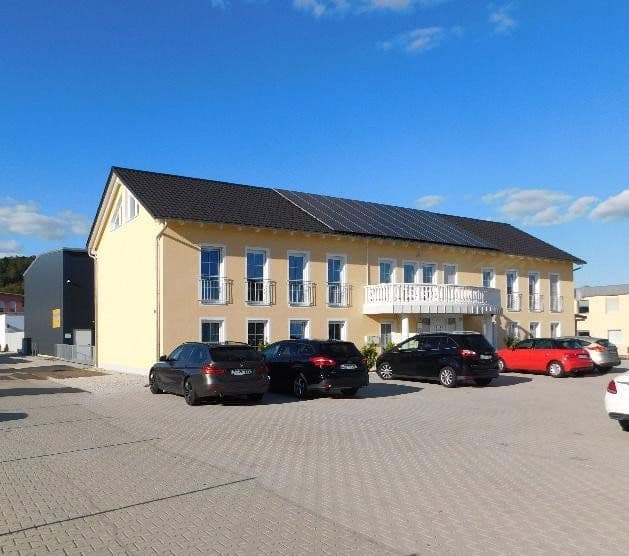 Prenájom kancelárie 200 m², Altdorf, Bavorsko Prenájom kancelárie 200 m², Altdorf, Bavorsko