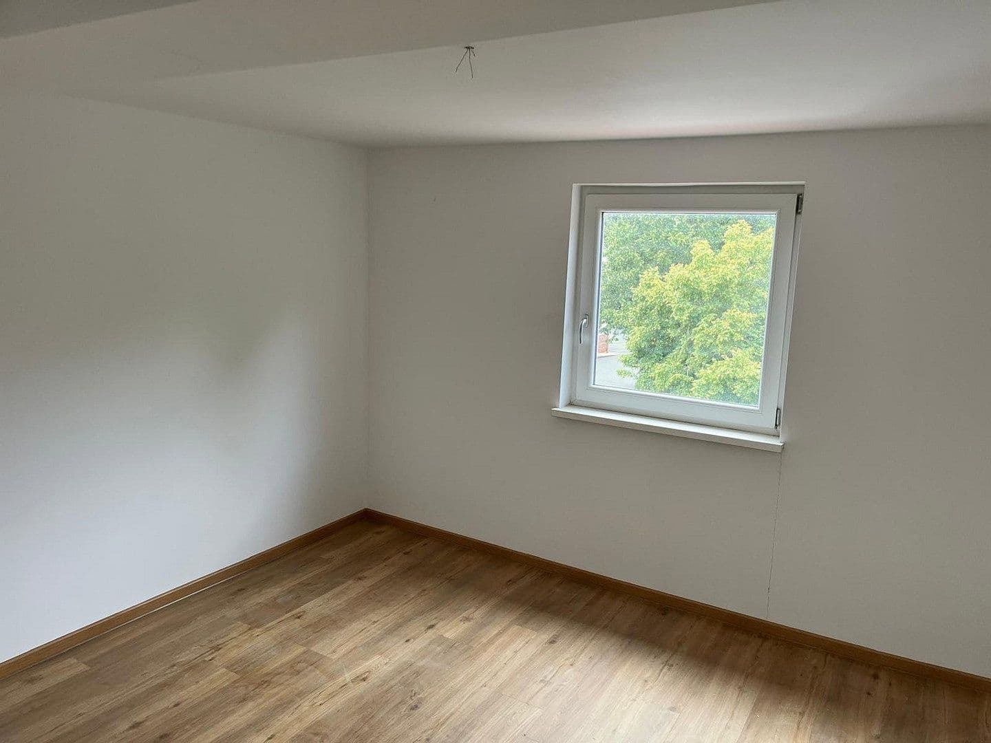 Prenájom bytu 4-izbový 87 m², Cölbe, Hesensko Prenájom bytu 4-izbový 87 m², Cölbe, Hesensko